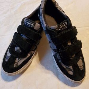 Coach Pyria Signature Sneakers